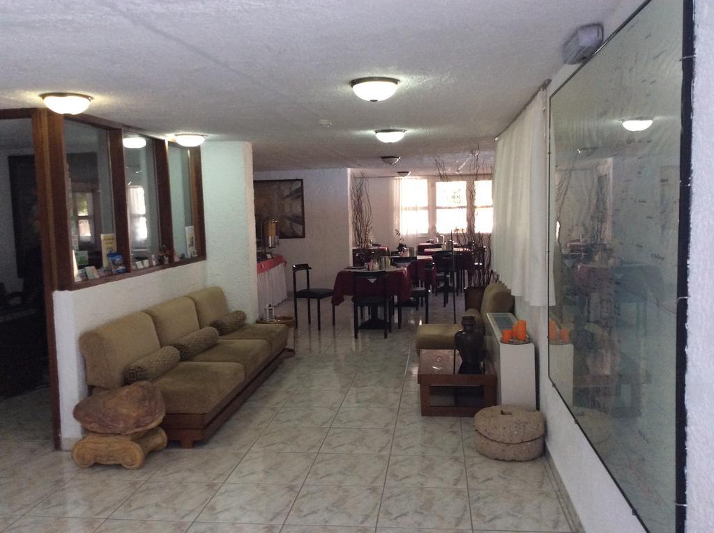 Hotel Liogerma Adamantas (Milos)